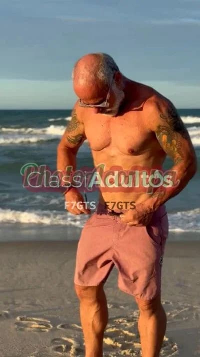 Carlo Salvatore — acompanhante masculino em Fortaleza