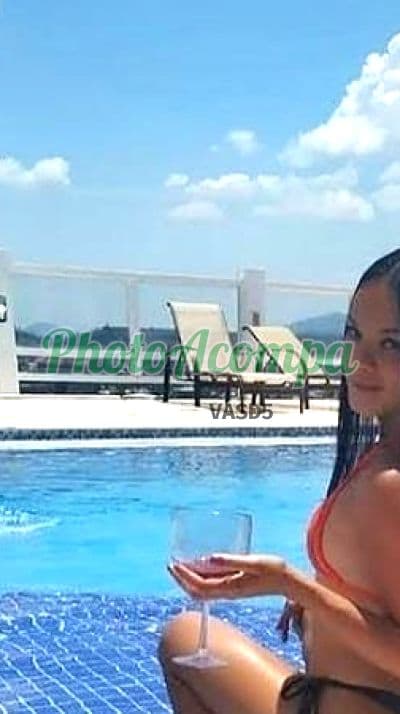 Paulinha — acompanhante em Navegantes