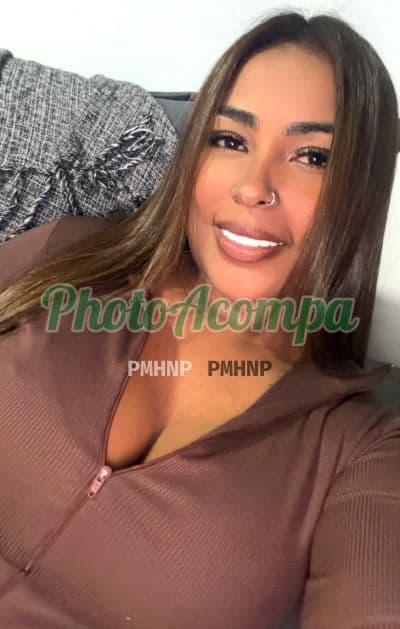 Gaby Freitas — acompanhante e garota de programa em Ilhabela