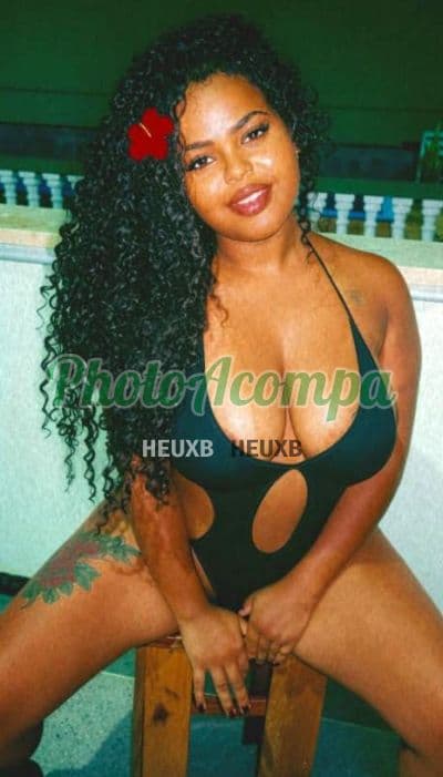 Camilla — acompanhante em Contagem
