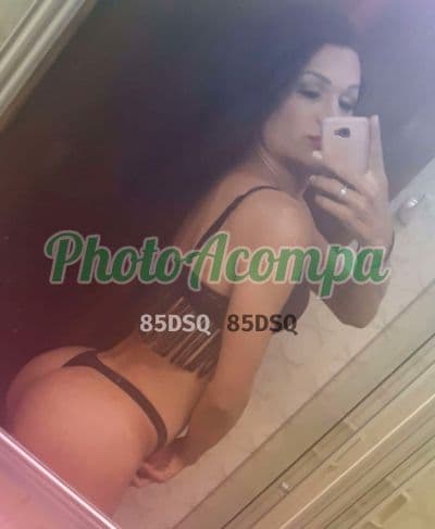 Diana Faleiros — travesti em Franca