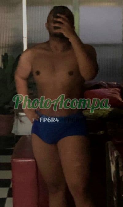 De Aguiar — acompanhante masculino em Porto Alegre