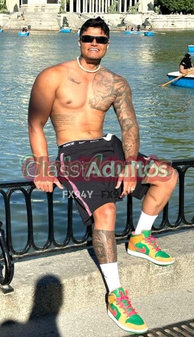 Henrique, 27 anos — acompanhante masculino em São Paulo
