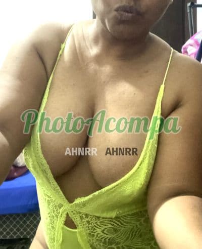 Acompanhante em Porto Alegre com beijo na boca (2) — Ágata