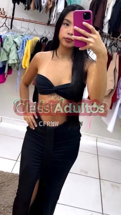 Acompanhante de seios naturais em São Vicente — Aghata