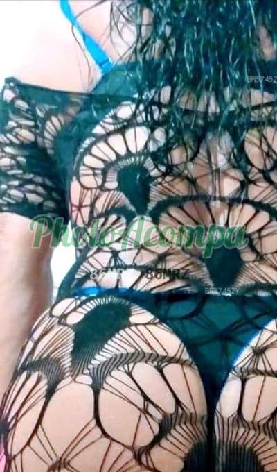 Acompanhante em Juiz de Fora com beijo na boca (6) — Aicha
