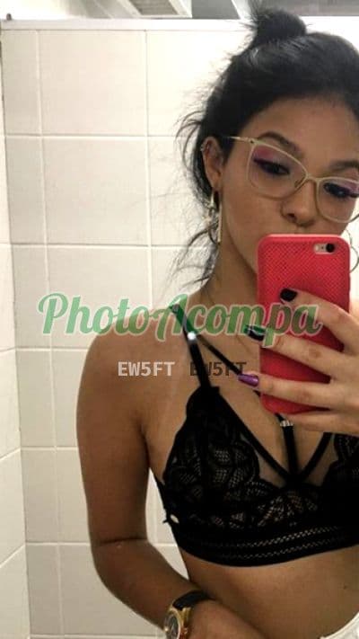 Foto 2: Acompanhante em Rio de Janeiro — beijo grego, Alecxia