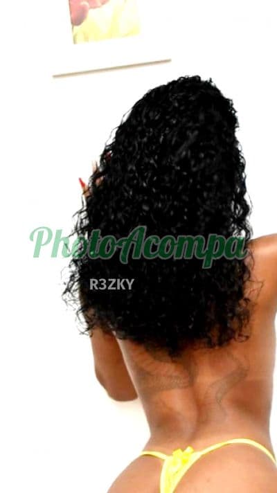 Acompanhante em Salvador com beijo grego (2) — Alice