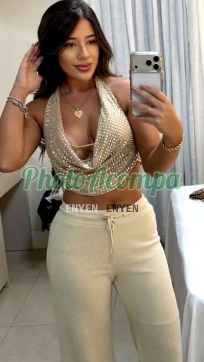 Acompanhante magra em Curitiba (3) — Aline