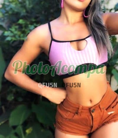 Acompanhante em Mogi das Cruzes com beijo grego (2) — Aline
