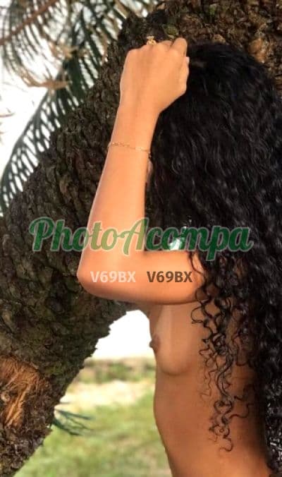 Acompanhante em Manaus com beijo grego (2) — Amanda