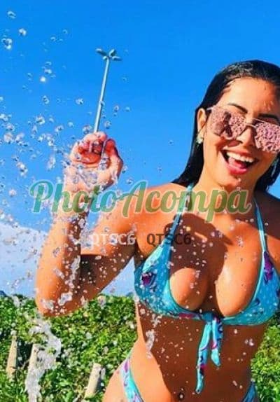 Acompanhante em Rio de Janeiro com beijo grego (2) — Amandinha