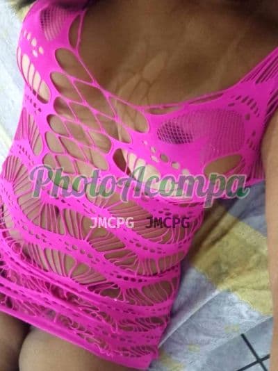 Acompanhante em Macaé com beijo grego (2) — Amora