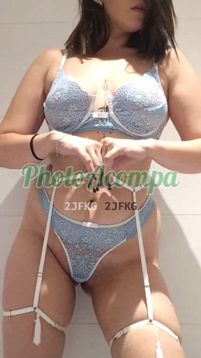 Acompanhante em São Paulo com beijo na boca (2) — Ana Clara