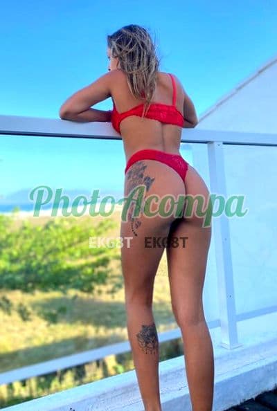 Acompanhante de seios naturais em Cabo Frio, foto 5 de Ana Julia