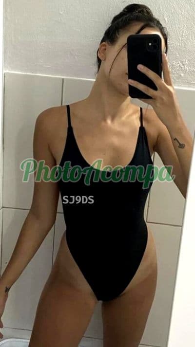 Acompanhante em Rio de Janeiro com oral natural (2) — Anna