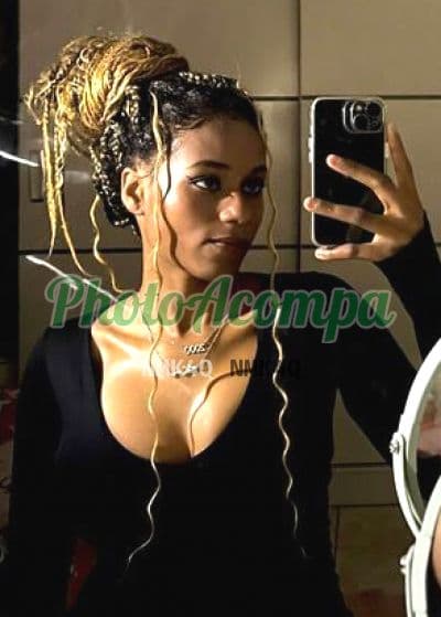 Acompanhante em Pelotas com beijo na boca (2) — Annie
