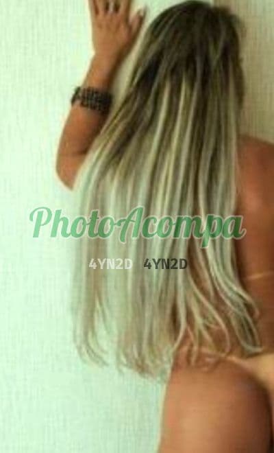 Acompanhante em Balneário Camboriú com beijo grego (2) — Aryane