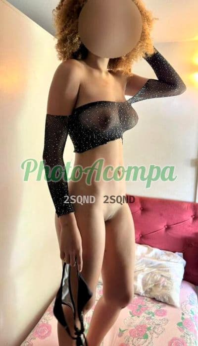 Acompanhante em Brasília com beijo grego (2) — Ayla Bombom