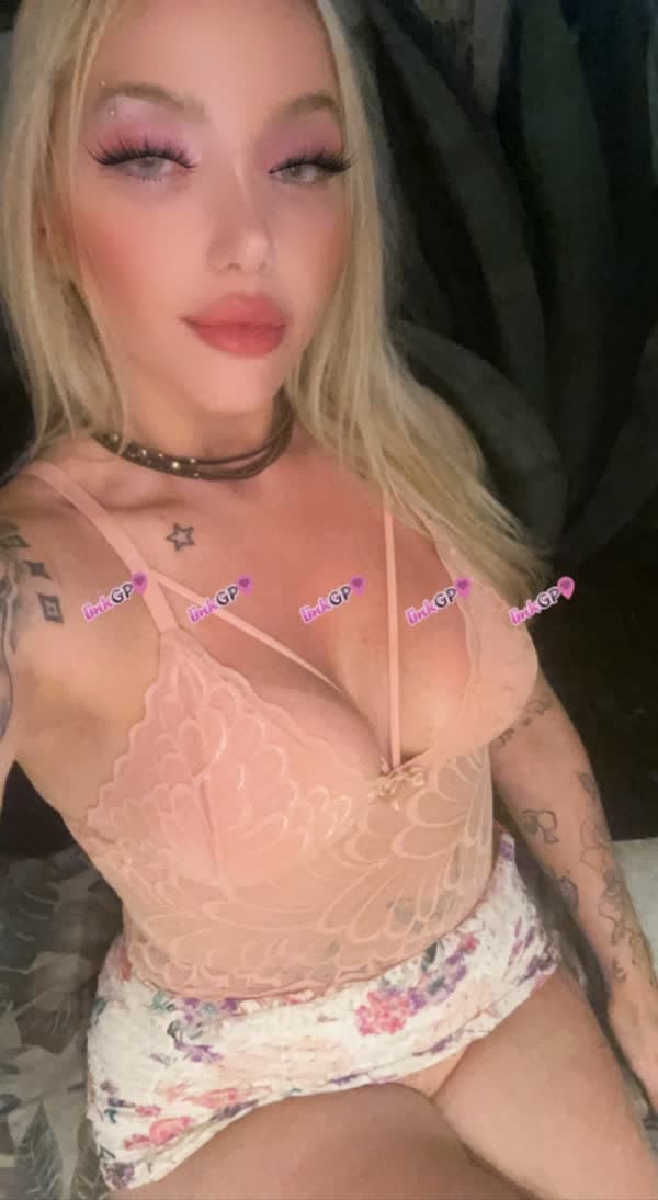 Acompanhante em Guarujá (Baixada Santista) com acompanhante para evento (2) — Babygirl