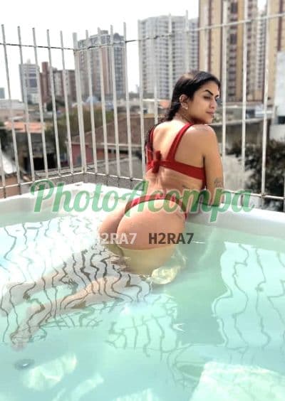 Foto 2: Acompanhante em Guarujá — beijo grego, Beatriz