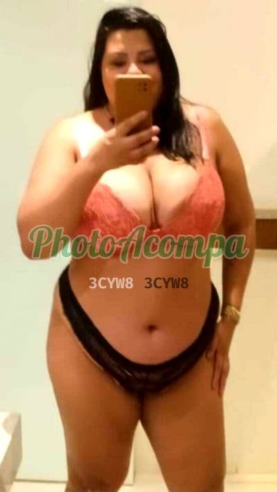 Acompanhante peituda em Brasília, foto 3 de Bella