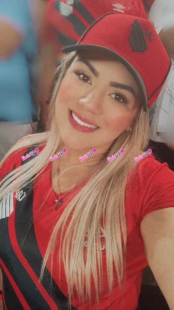 Acompanhante loira em Curitiba — Betty Linz, foto 7