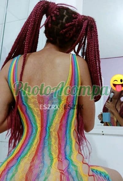Acompanhante em São Paulo com beijo na boca (2) — Bia Cardoso