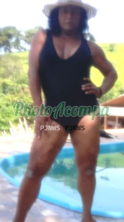 Acompanhante depilada em Pindamonhangaba, foto 4 de Bia Muniz