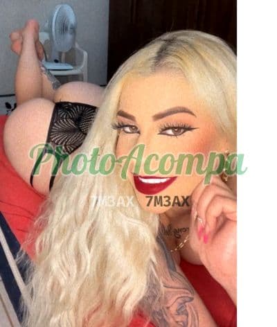 Acompanhante em Nova Serrana com beijo grego (2) — Bianca