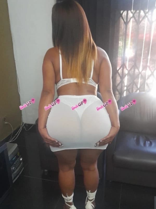 Acompanhante em Jardim Analia Franco com beijo grego (2) — Bianca