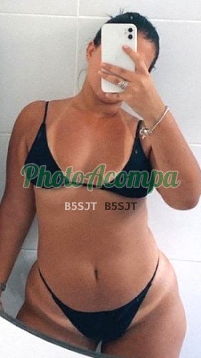 Acompanhante em Duque de Caxias com beijo grego (2) — Camila
