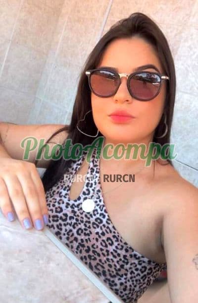 Acompanhante em Pindamonhangaba — beijo na boca, foto 2 de Camila