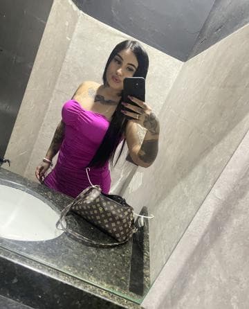 Acompanhante cabelo castanhos em Caxias do Sul — Camila