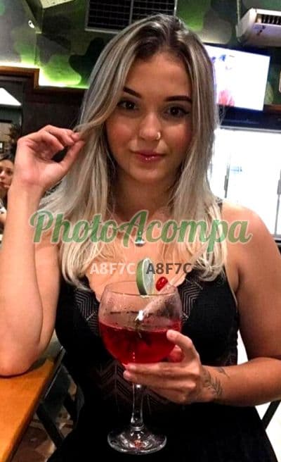 Acompanhante loira em Águas Claras, foto 3 de Camila