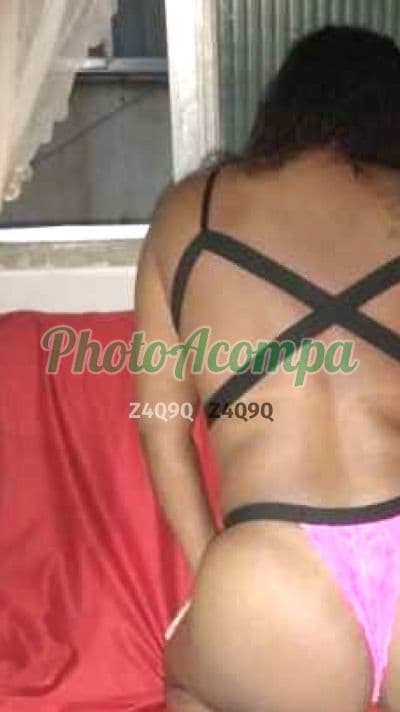 Foto 2: Acompanhante em Duque de Caxias — beijo grego, Carina