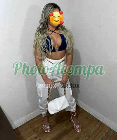 Acompanhante loira em Salvador, foto 2 de Carol