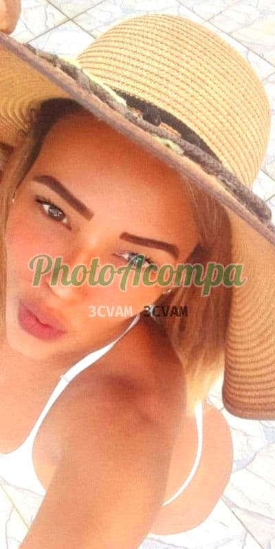 Acompanhante em Niterói com beijo na boca (2) — Carol Dias