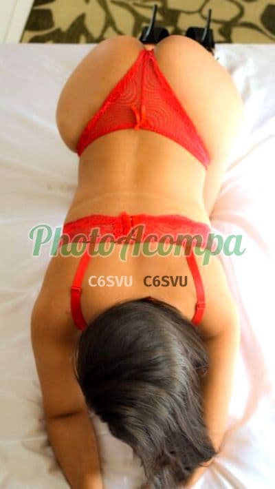 Acompanhante em Itapetininga com beijo na boca (2) — Carolzinha