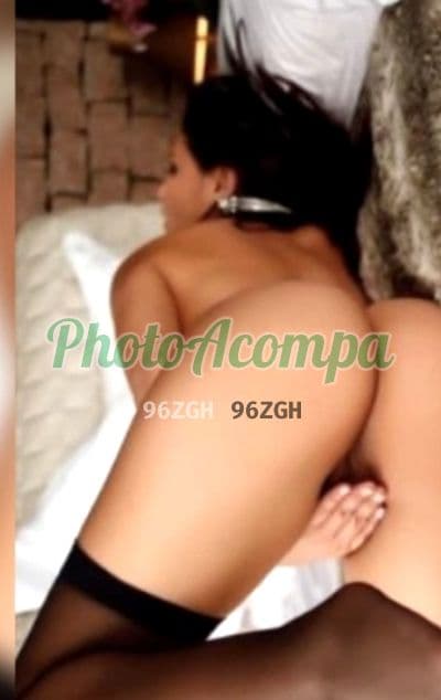 Acompanhante em Juiz de Fora com beijo na boca (2) — Carolzinha
