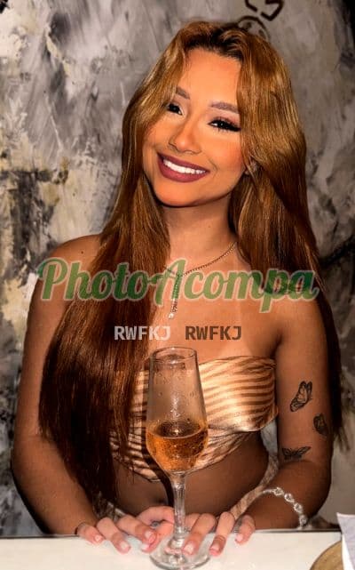 Acompanhante magra em Rio de Janeiro — Carolzinha, foto 3