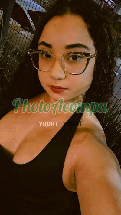 Acompanhante em Mogi Guaçu com beijo na boca (2) — Carolzinha