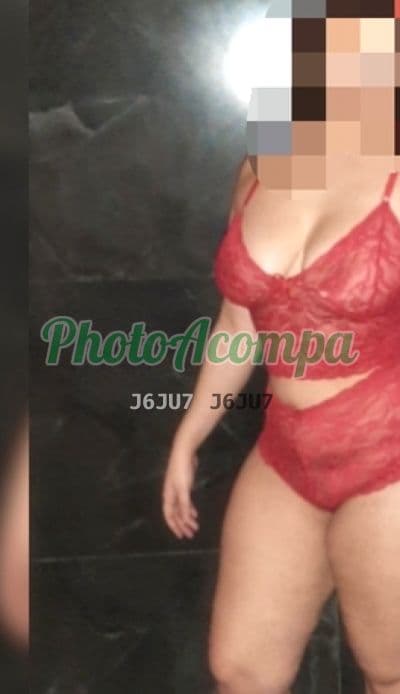 Foto 2: Acompanhante em Rio de Janeiro — beijo na boca, Clara