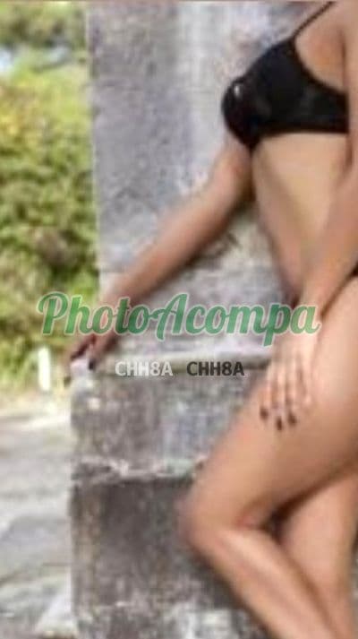 Acompanhante em Belo Horizonte com beijo na boca (2) — Clara Costa
