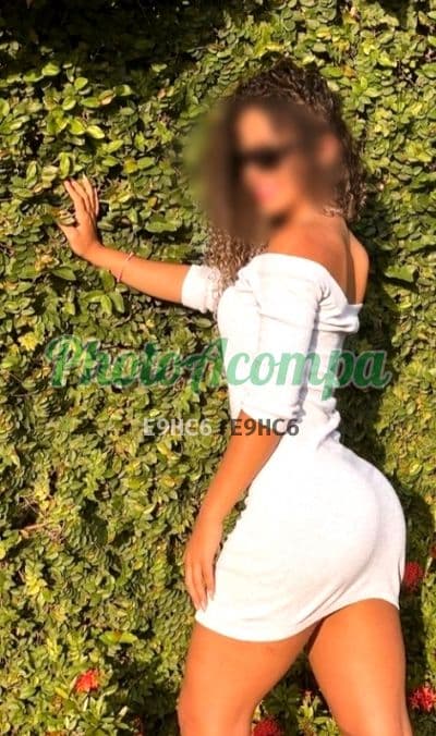Acompanhante em Rio de Janeiro com beijo grego (2) — Cleo Maia
