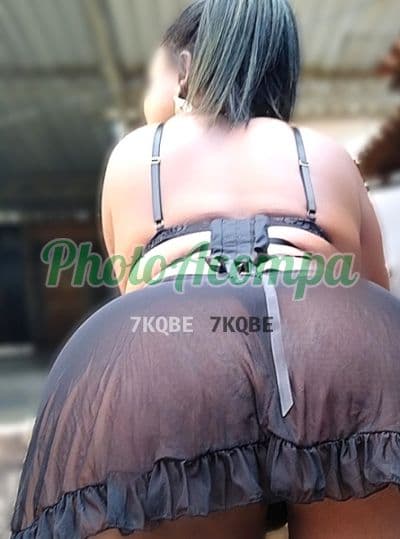 Acompanhante em Contagem — beijo grego, foto 2 de Dandara