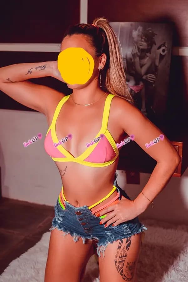 Acompanhante olhos castanhos em Santa Cruz do Sul (7) — Debora