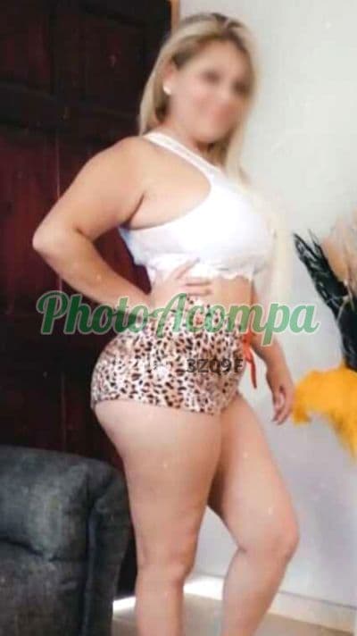 Foto 2: Acompanhante em Curitiba — beijo grego, Débora