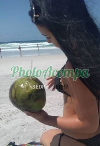 Acompanhante em Rio de Janeiro com beijo grego (2) — Dominique