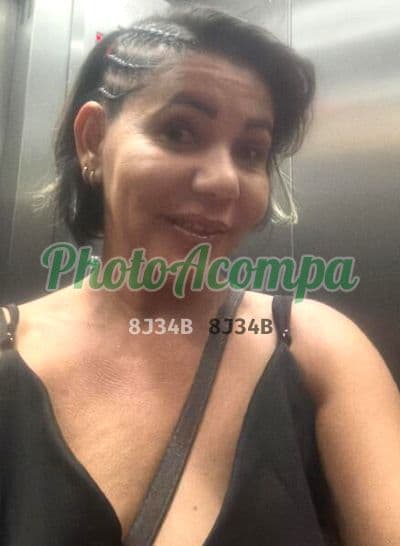 Acompanhante em Rio de Janeiro com beijo na boca (2) — Elaine